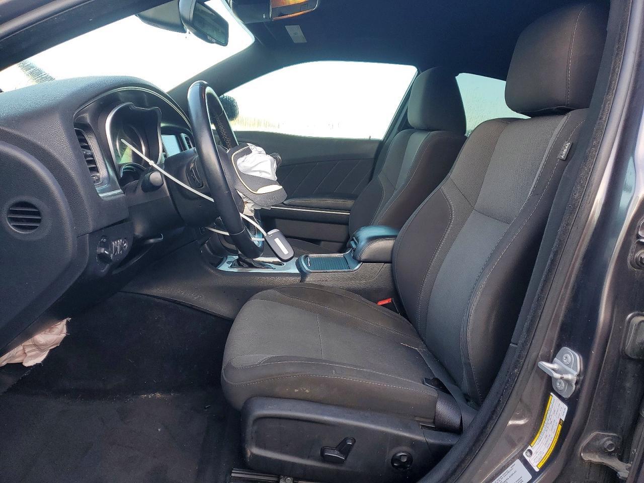 2015 Dodge Charger Sxt - zdjęcie 7