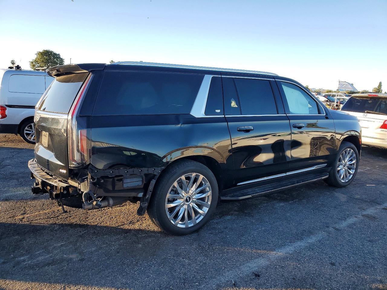 2023 Cadillac Escalade Esv Premium Luxury - zdjęcie 3