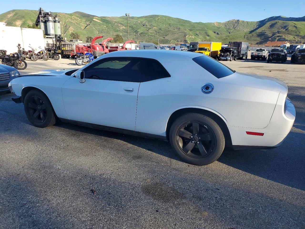 2014 Dodge Challenger Sxt - zdjęcie 2