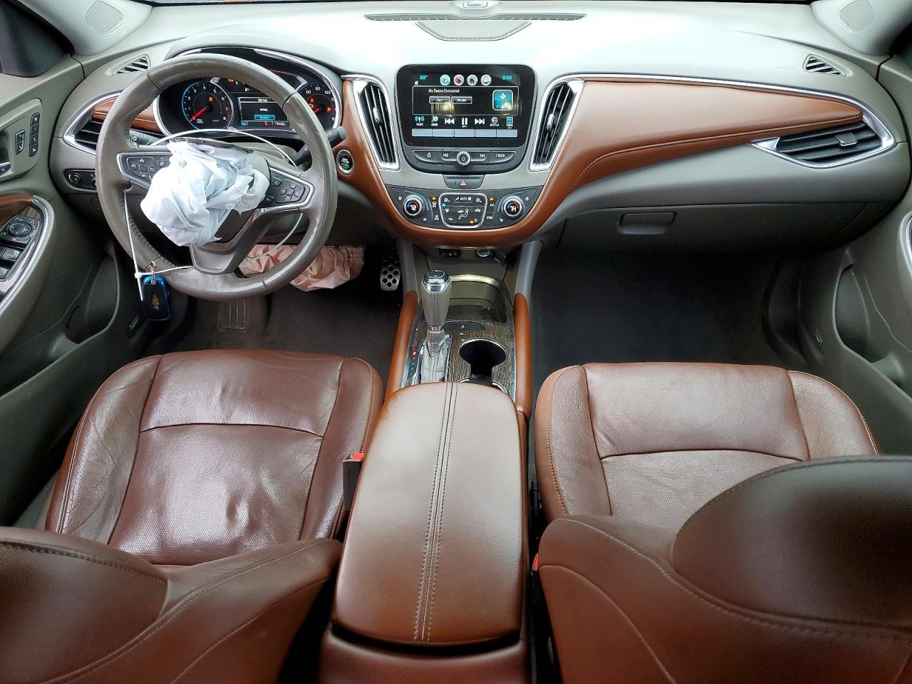 2016 Chevrolet Malibu Premier - zdjęcie 8