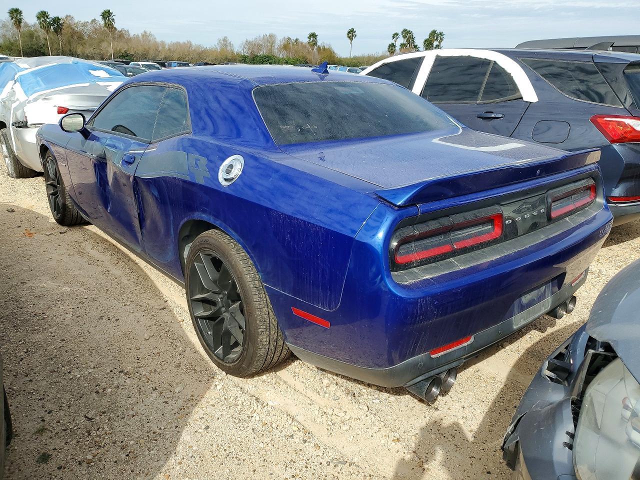 2022 Dodge Challenger R/T - zdjęcie 2