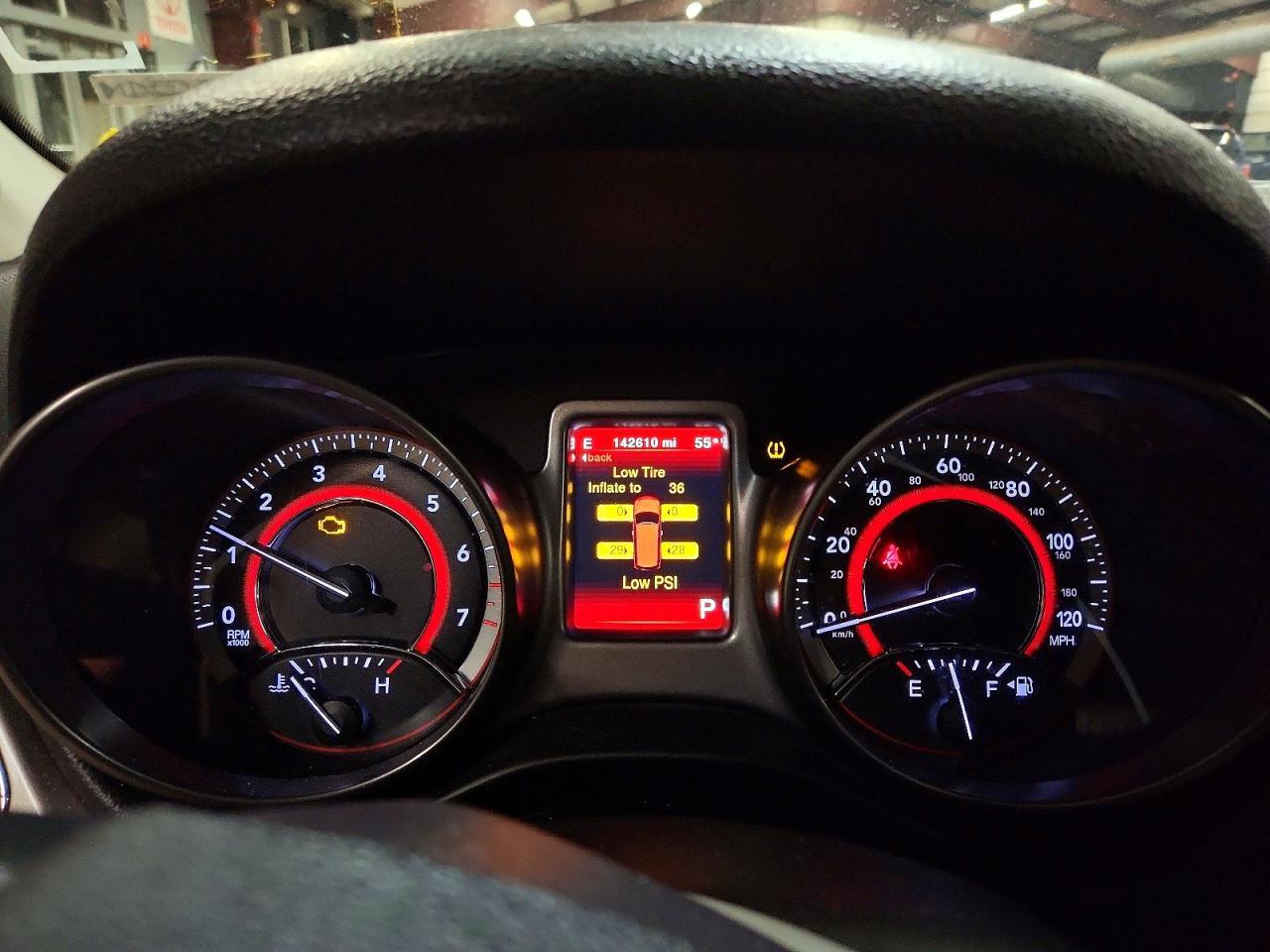 2018 Dodge Journey Crossroad - zdjęcie 9
