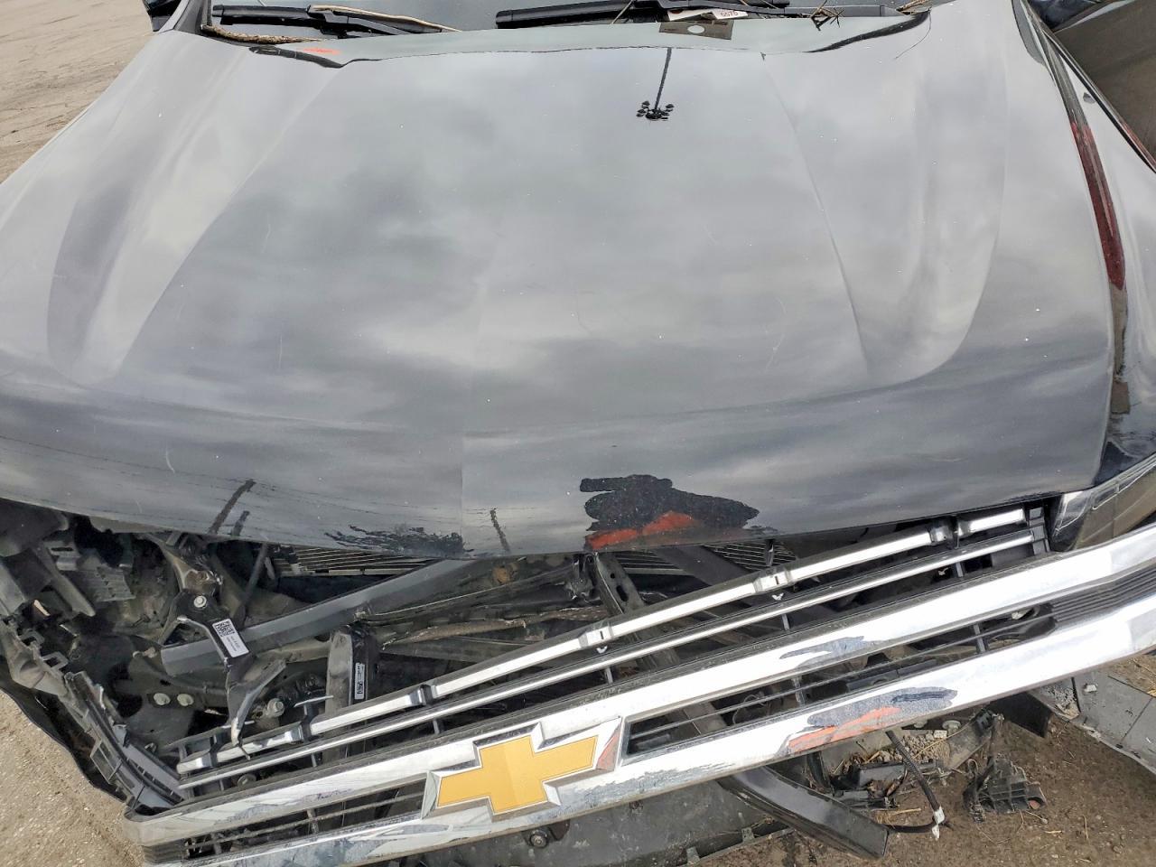 2024 Chevrolet Suburban K1500 Premier - zdjęcie 12