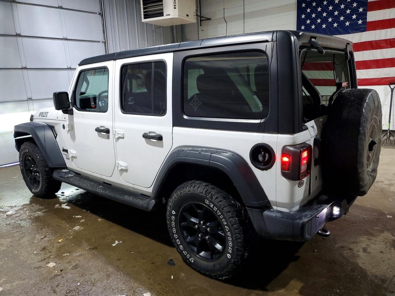 2020 Jeep Wrangler Unlimited Sport - zdjęcie 2