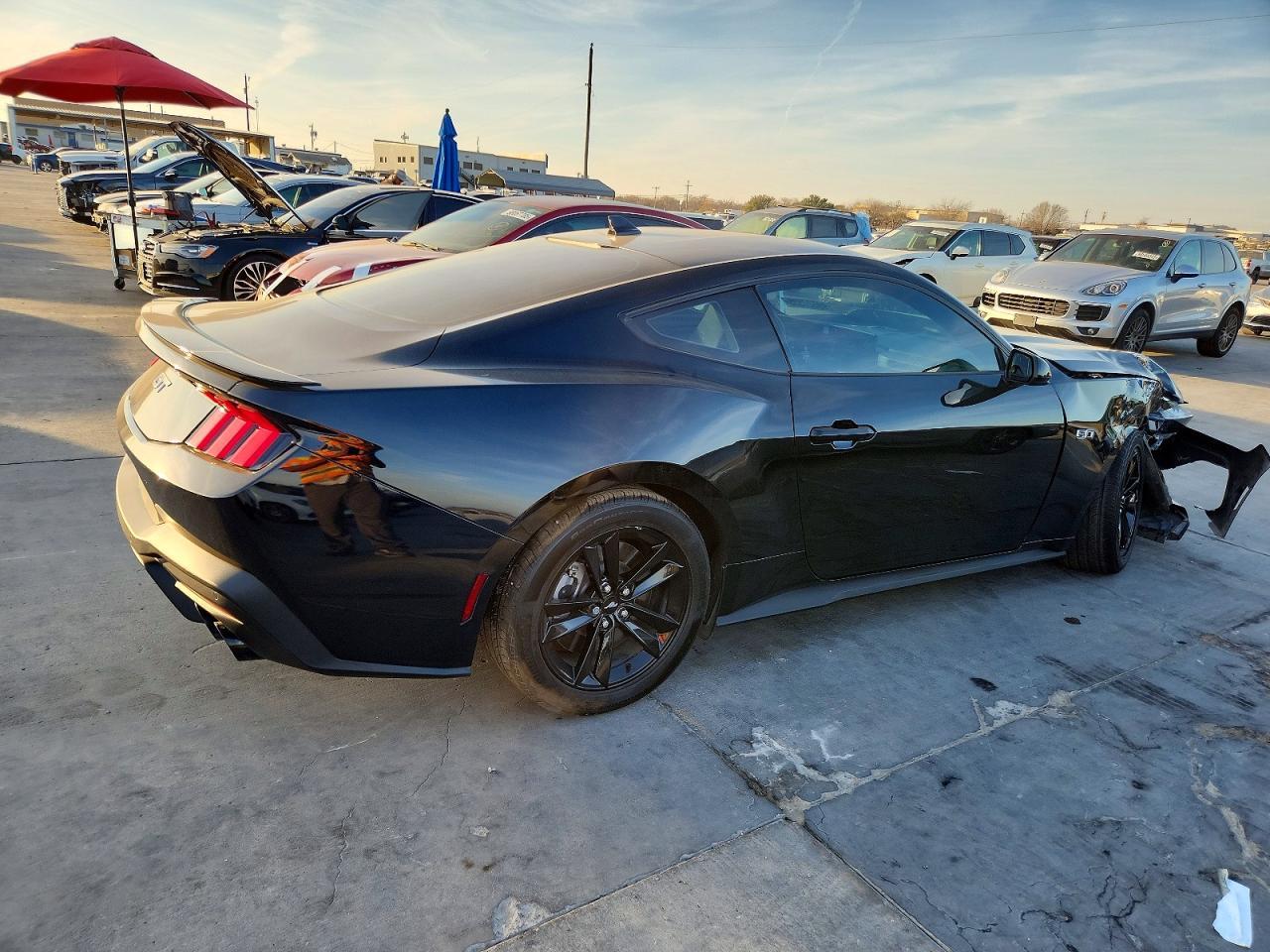 2024 Ford Mustang Gt - zdjęcie 3