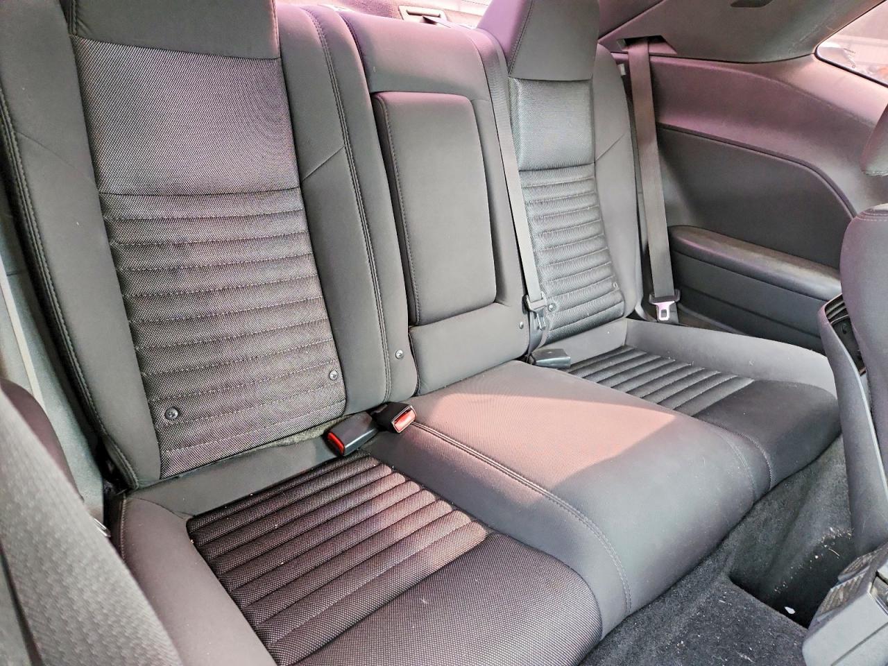 2014 Dodge Challenger Sxt - zdjęcie 10