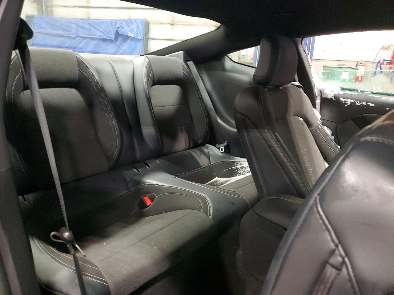 2024 Ford Mustang - zdjęcie 10