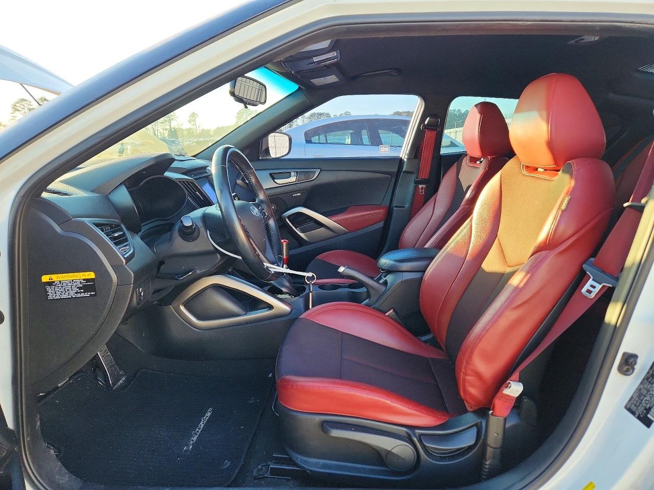 2016 Hyundai Veloster Turbo - zdjęcie 7