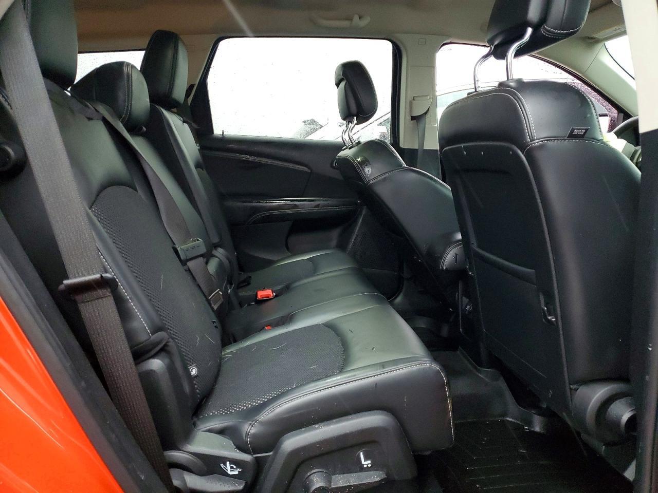2018 Dodge Journey Crossroad - zdjęcie 10