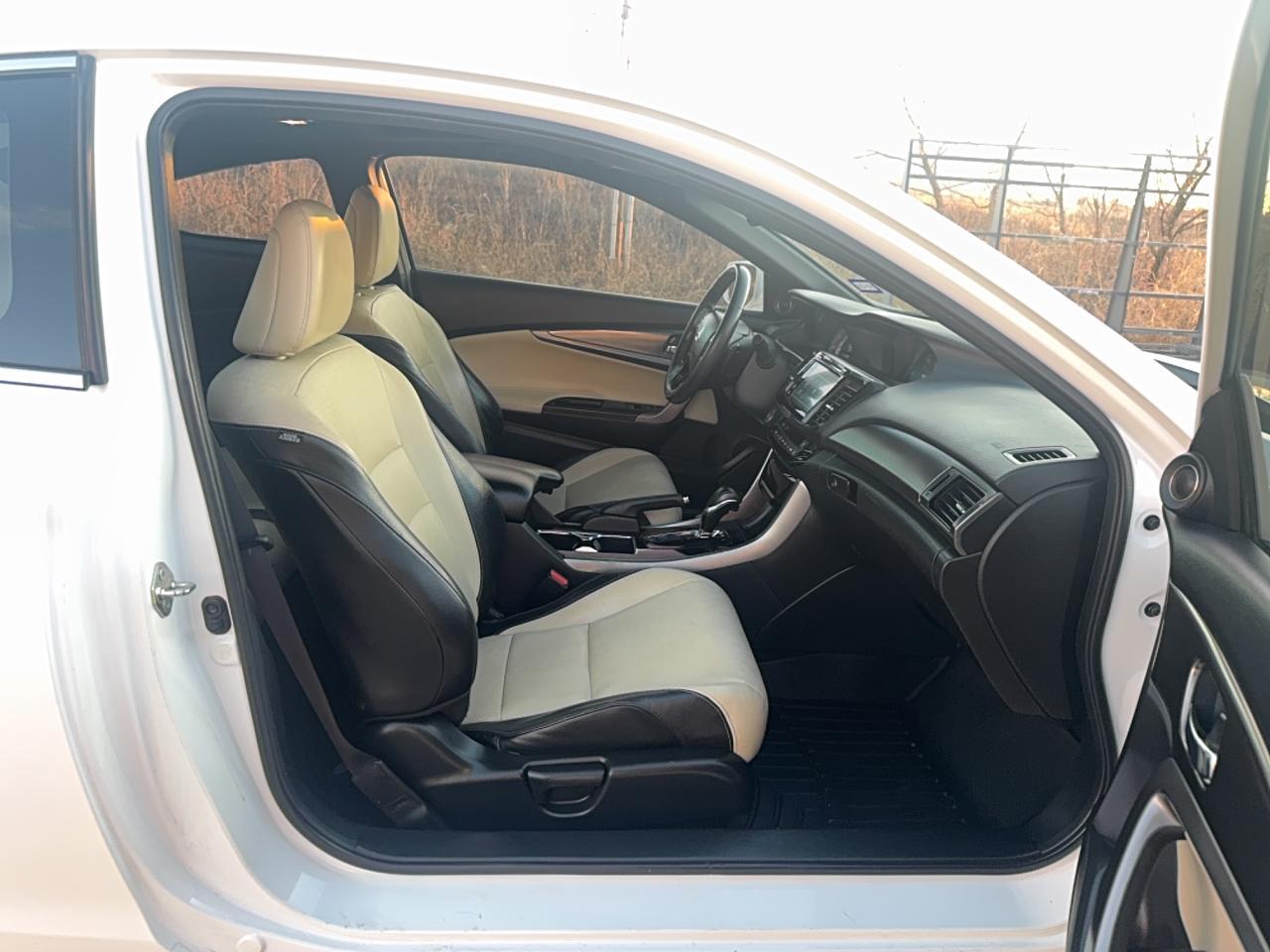 Honda Accord - zdjęcie 5