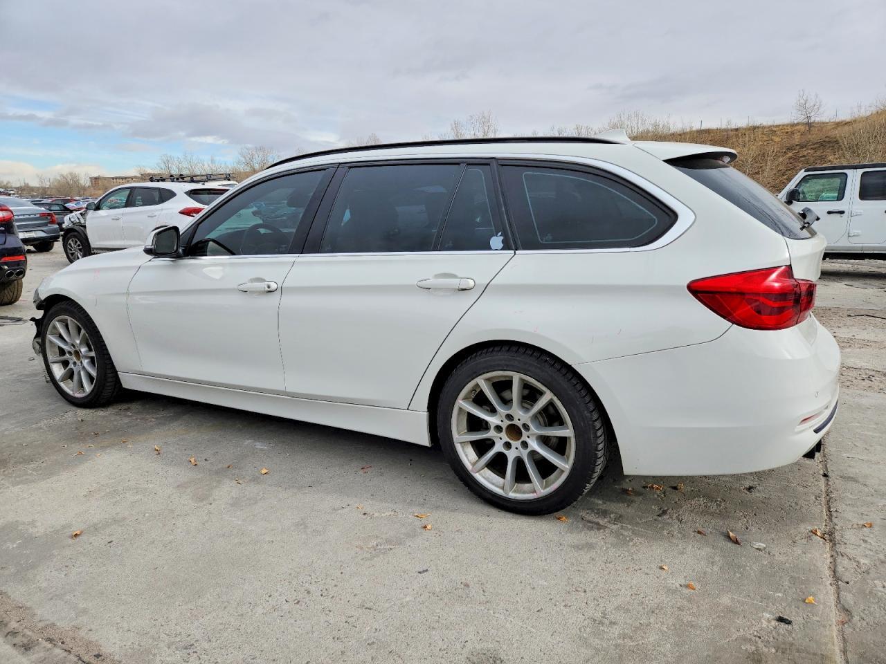 BMW Seria 3 - zdjęcie 2