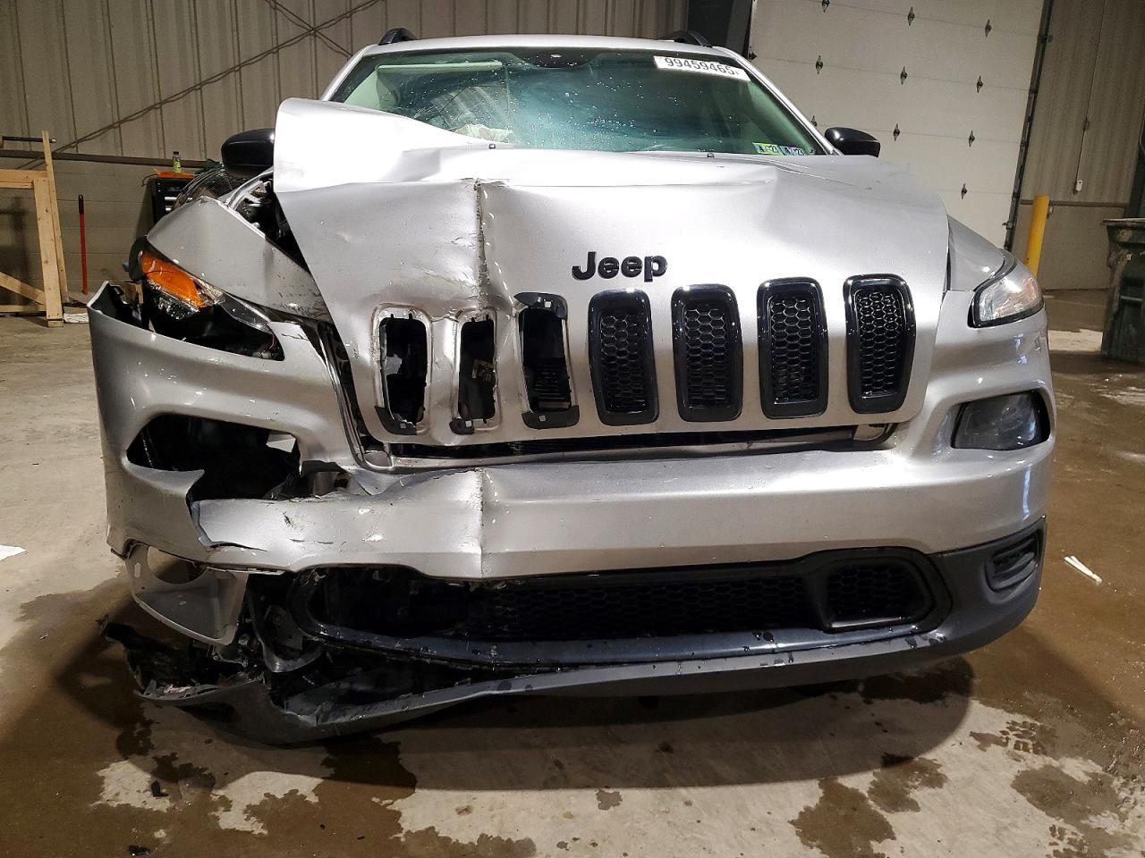 2017 Jeep Cherokee Sport - zdjęcie 5