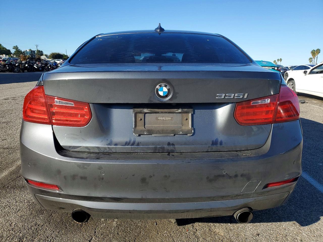 2014 BMW 335 I - zdjęcie 6