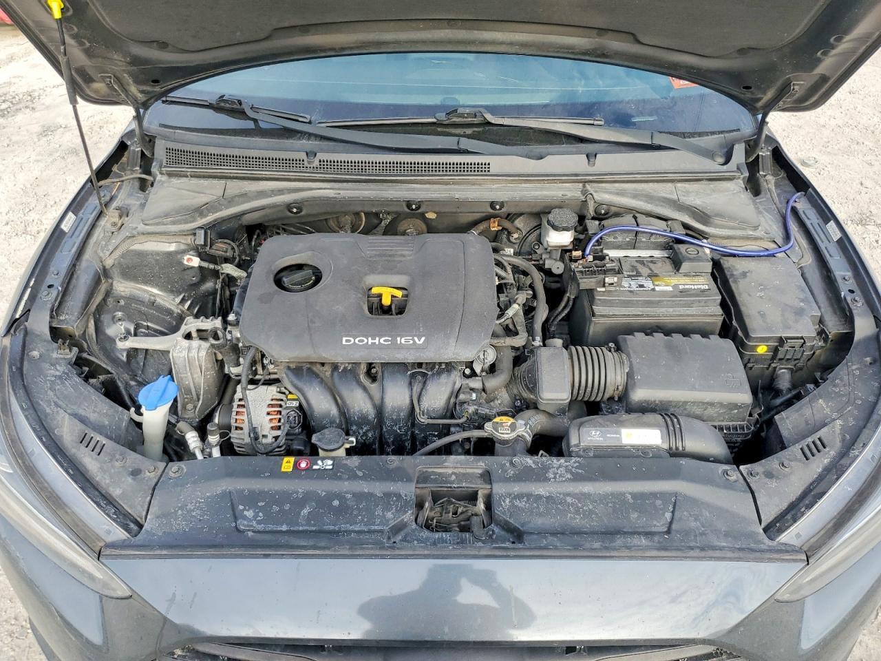 2019 Hyundai Veloster Base - zdjęcie 11