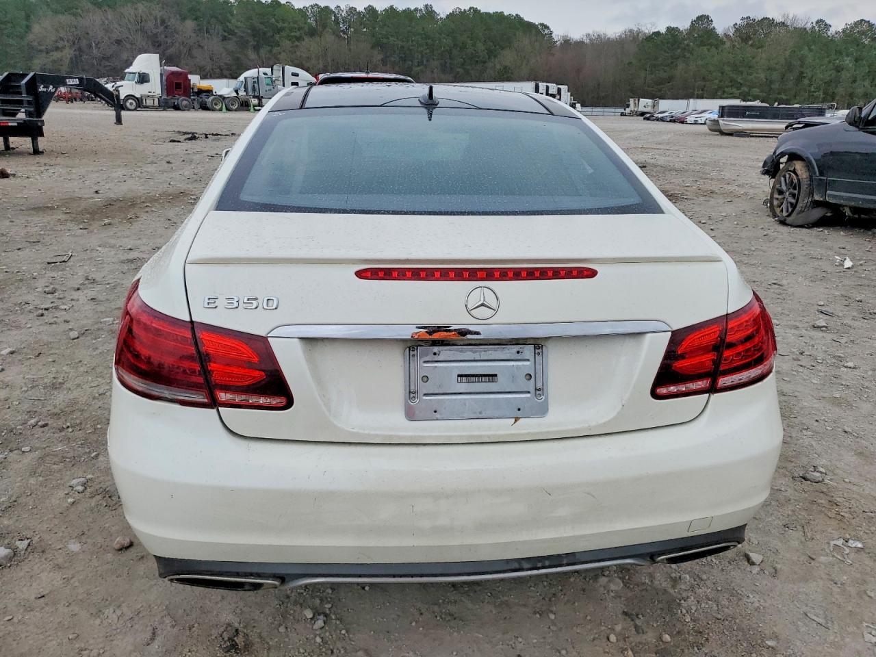 2014 Mercedes-Benz E 350 - zdjęcie 6