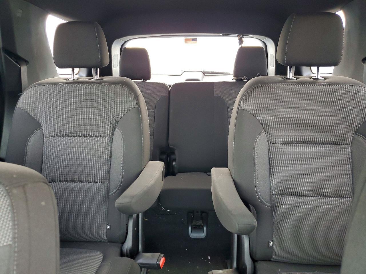 2022 Chevrolet Traverse Lt - zdjęcie 10