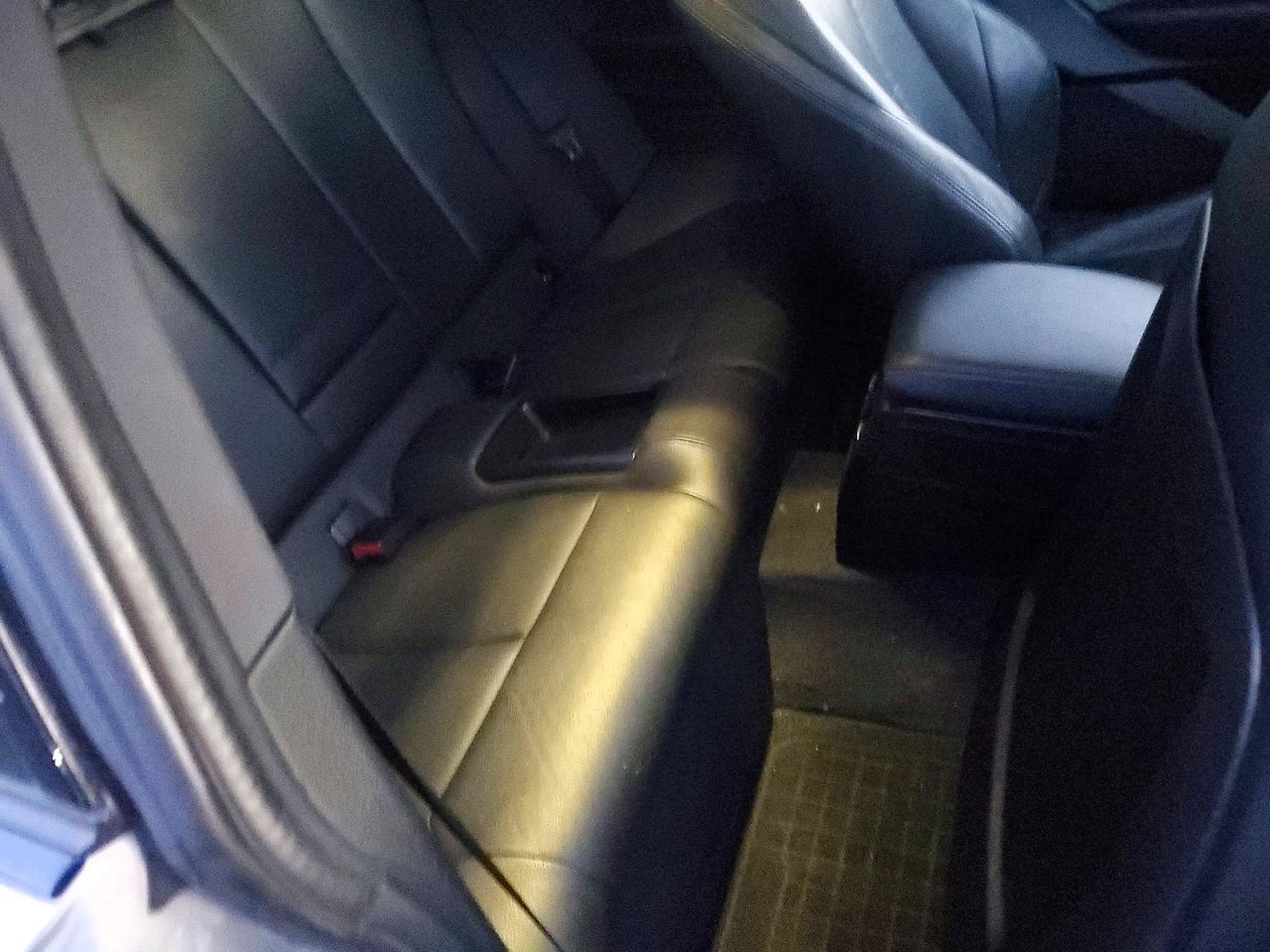 2015 BMW M235Xi - zdjęcie 10