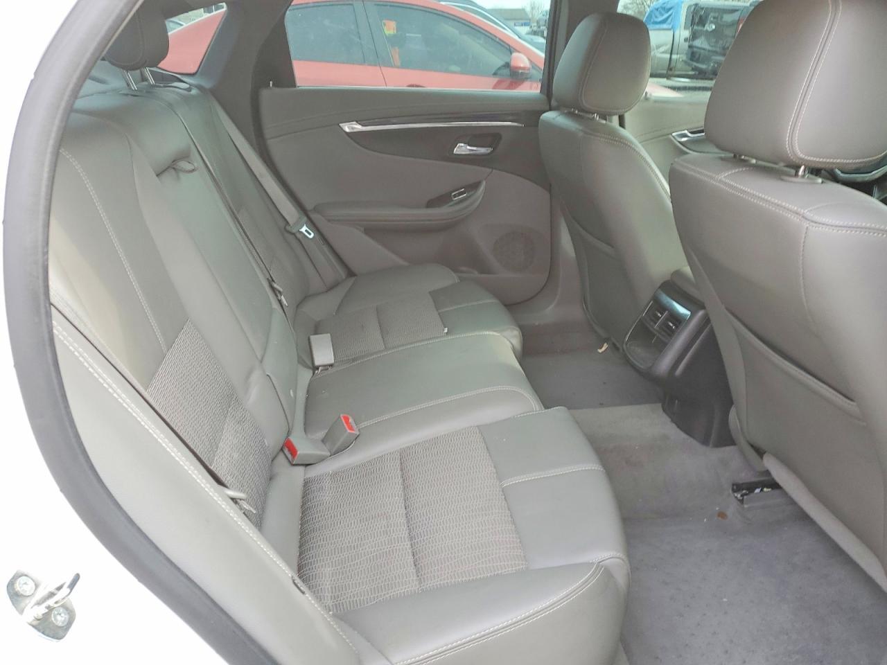 2015 Chevrolet Impala Lt - zdjęcie 10