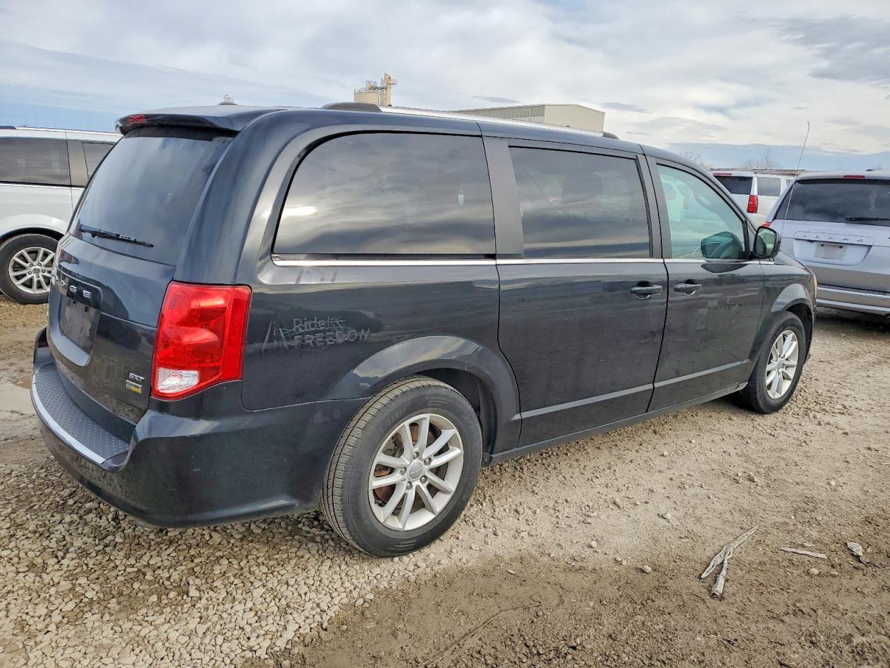 2019 Dodge Grand Caravan Sxt - zdjęcie 3