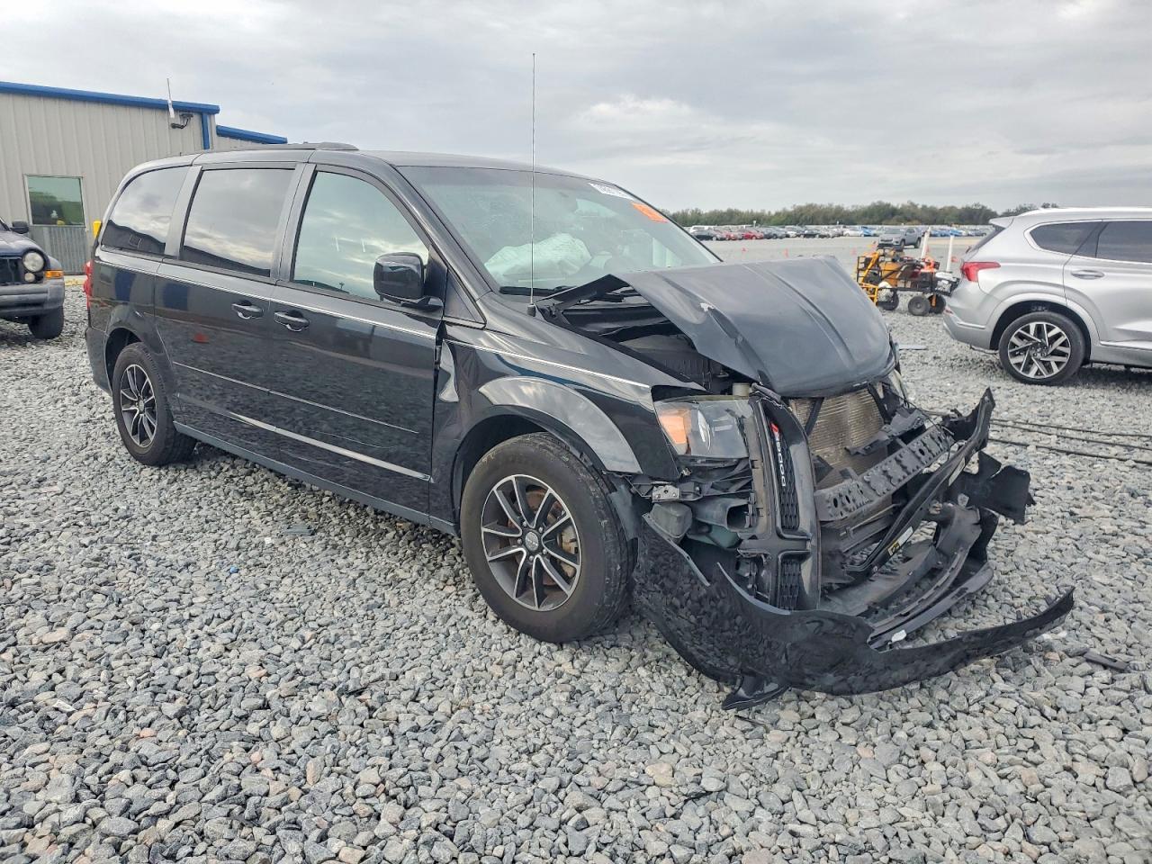 2017 Dodge Grand Caravan Gt - zdjęcie 4