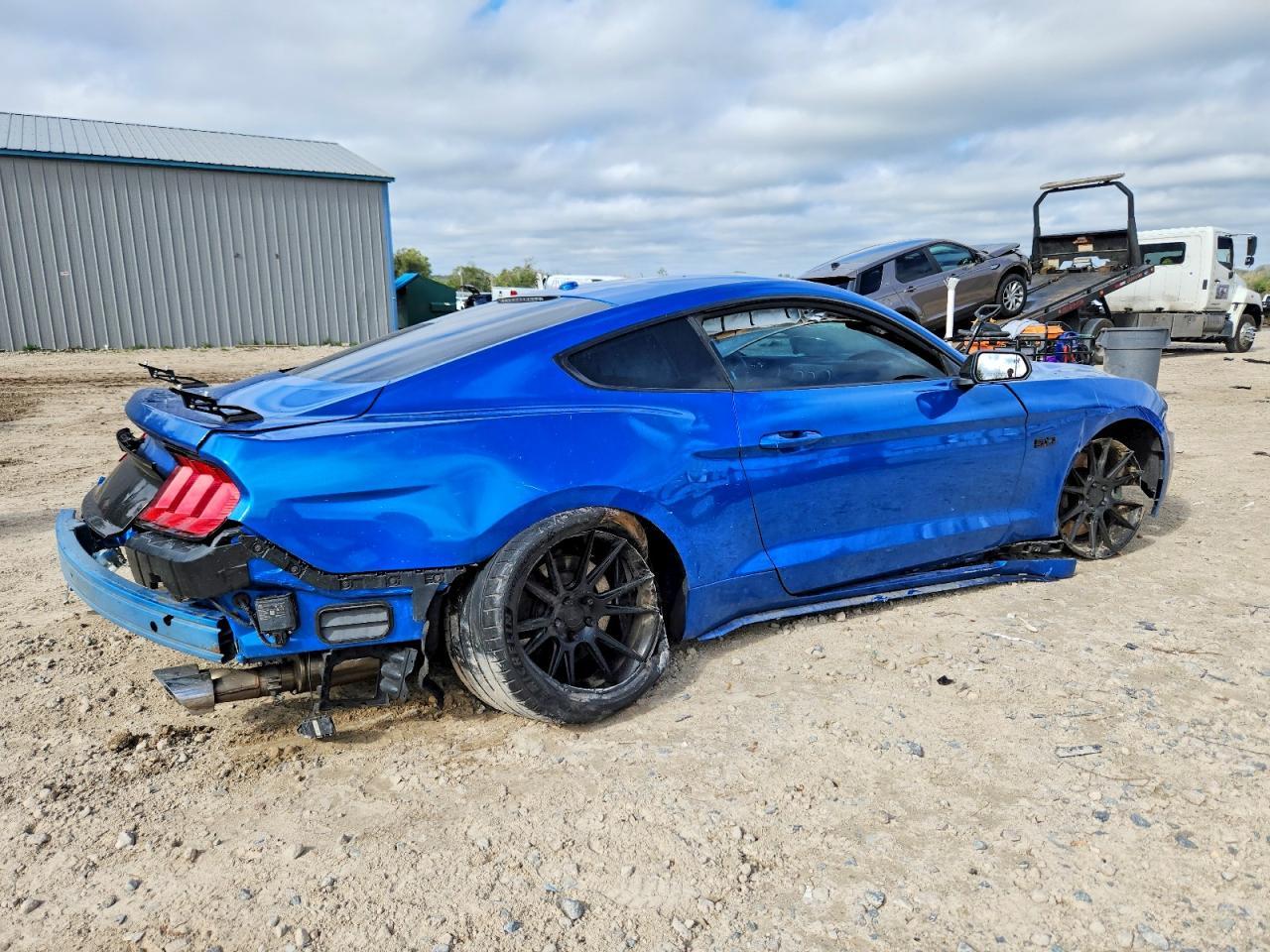 2019 Ford Mustang Gt - zdjęcie 3