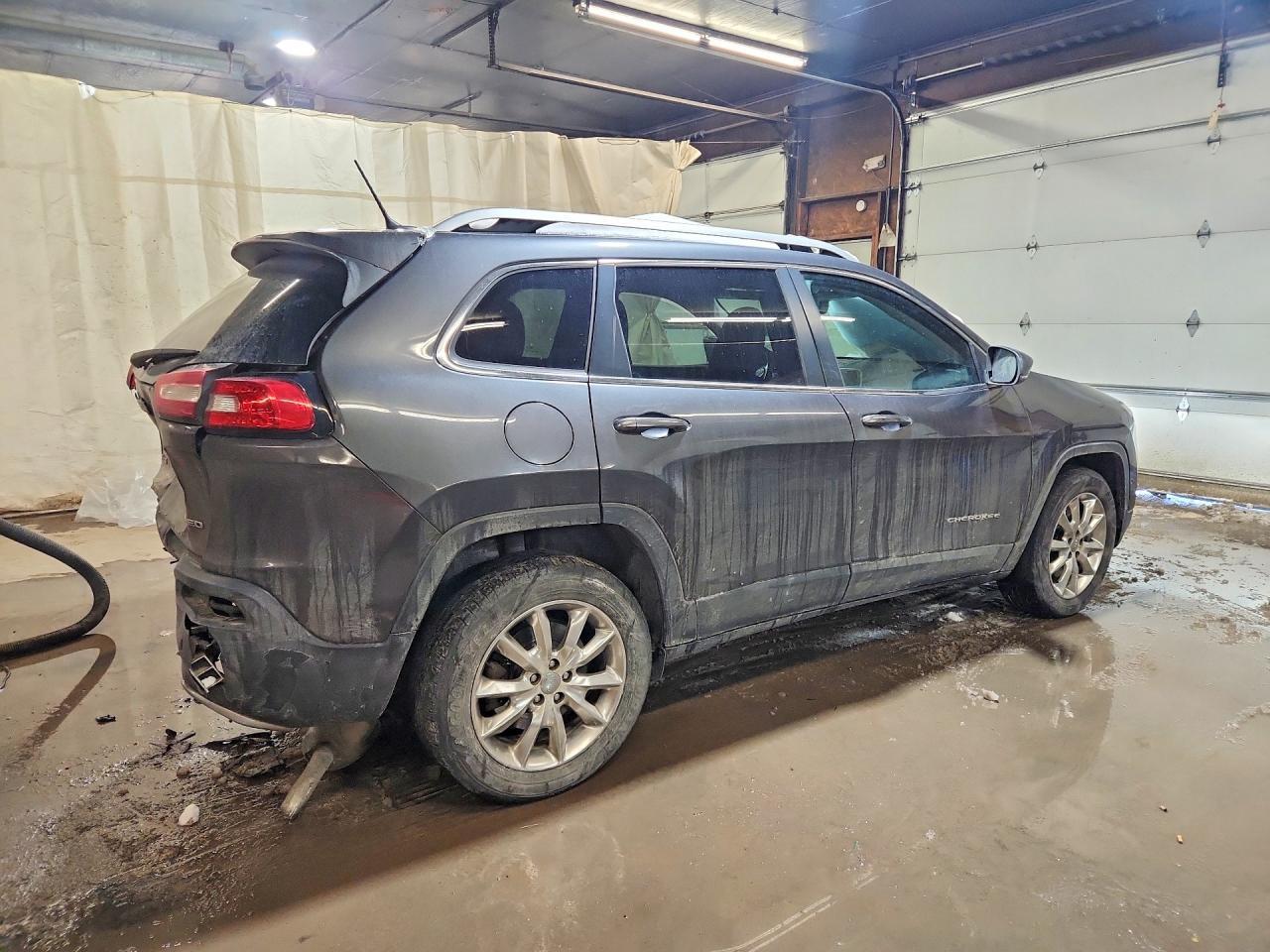 2015 Jeep Cheeroke - zdjęcie 3