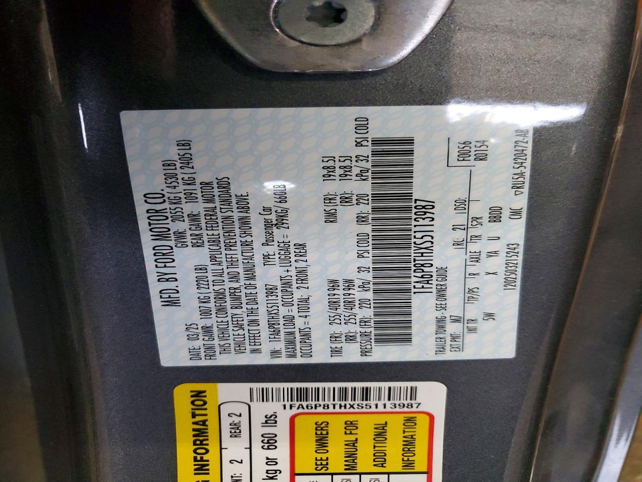 2025 Ford Mustang - zdjęcie 12