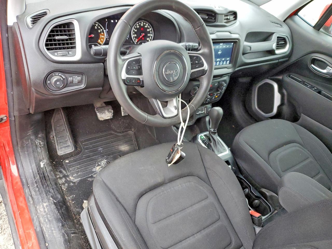 2019 Jeep Renegade Latitude - zdjęcie 8