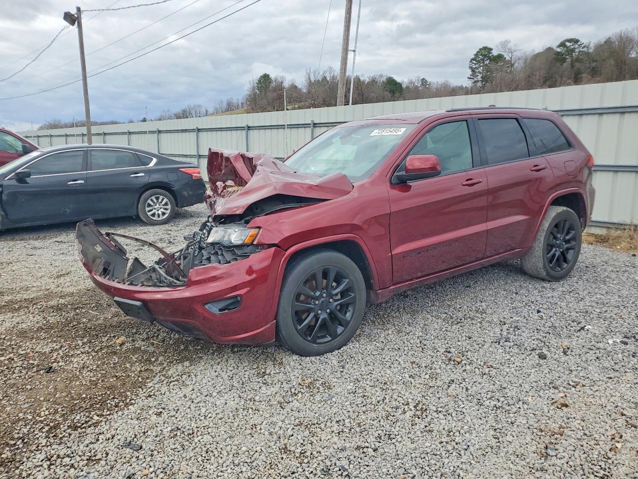 2019 Jeep Grand Cherokee Laredo - zdjęcie główne