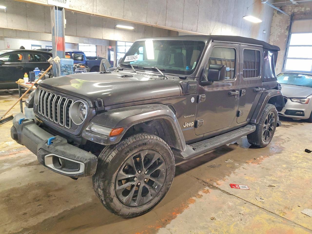 2024 Jeep Wrangler Sahara 4Xe - zdjęcie główne