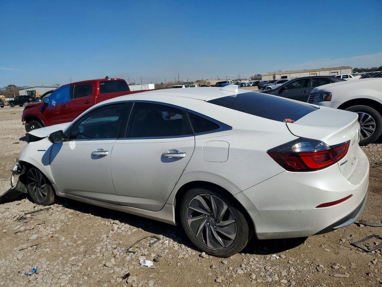 2020 Honda Insight Touring - zdjęcie 2