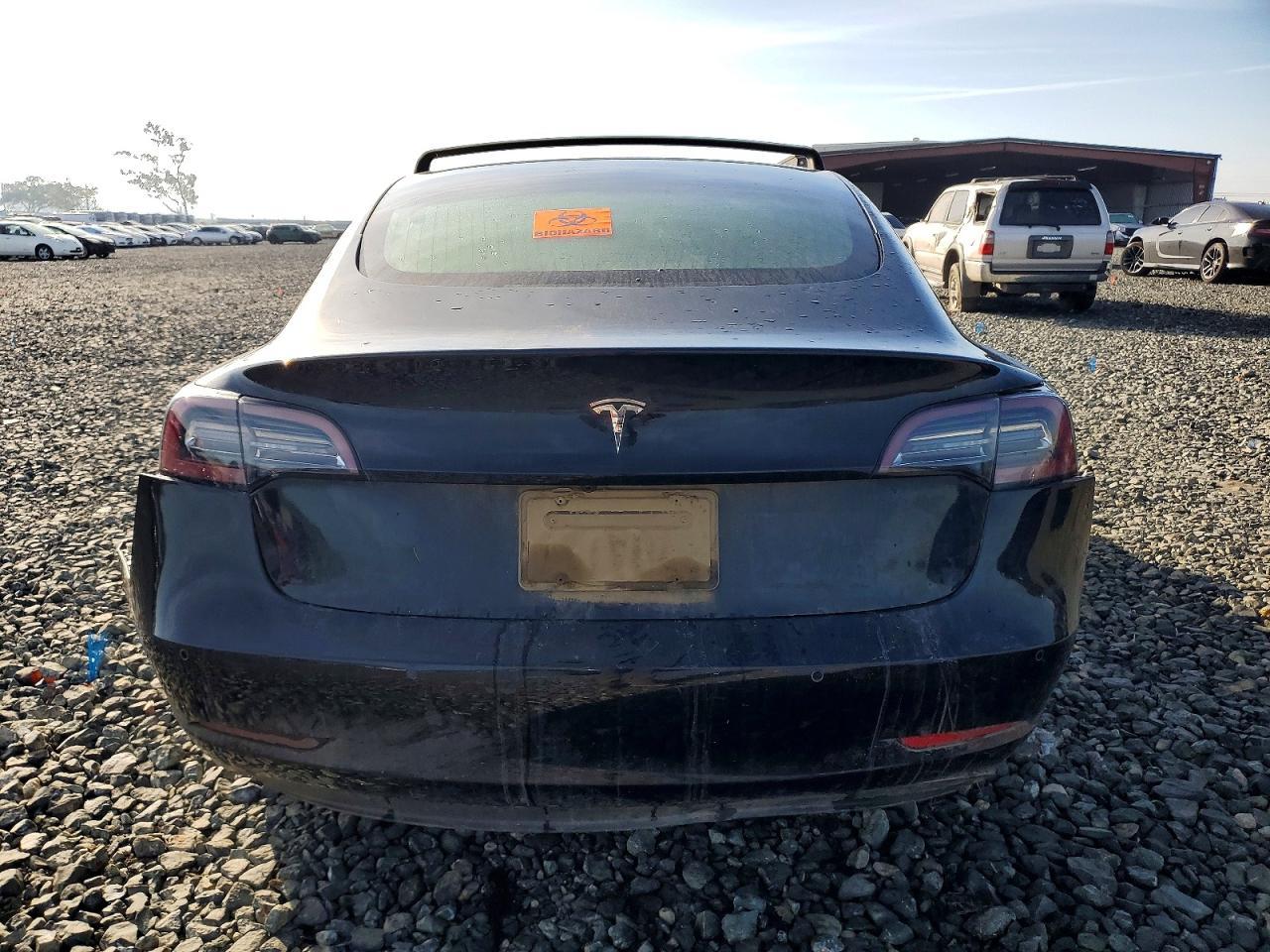 2019 Tesla Model 3 - zdjęcie 6