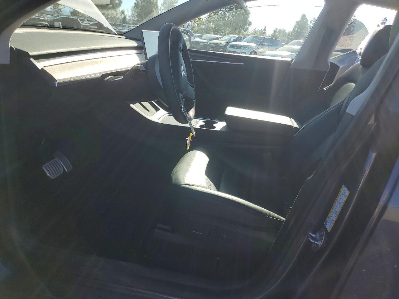 2022 Tesla Model Y - zdjęcie 7