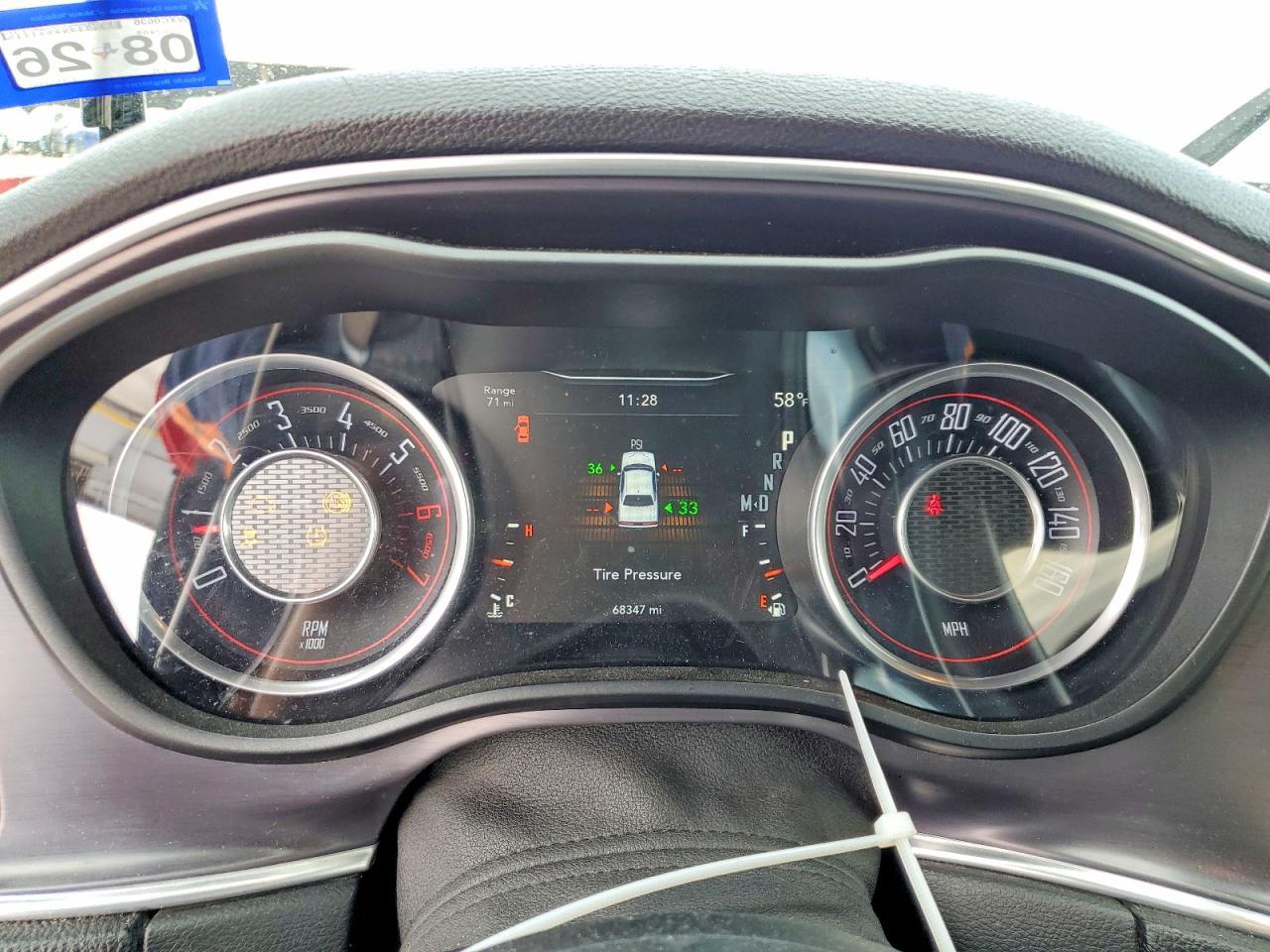 2016 Dodge Challenger R/T - zdjęcie 9