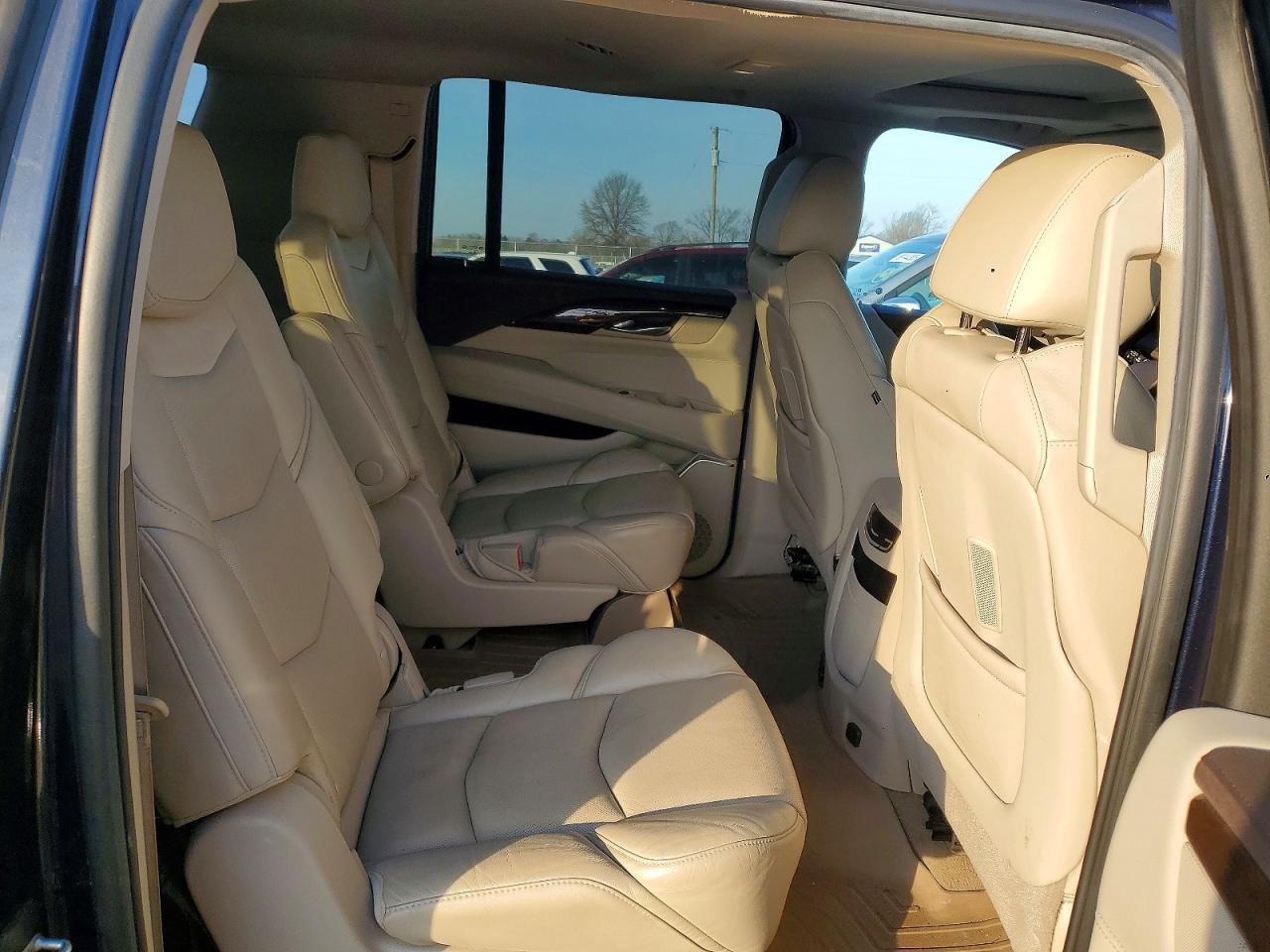 2017 Cadillac Escalade Esv Luxury - zdjęcie 11