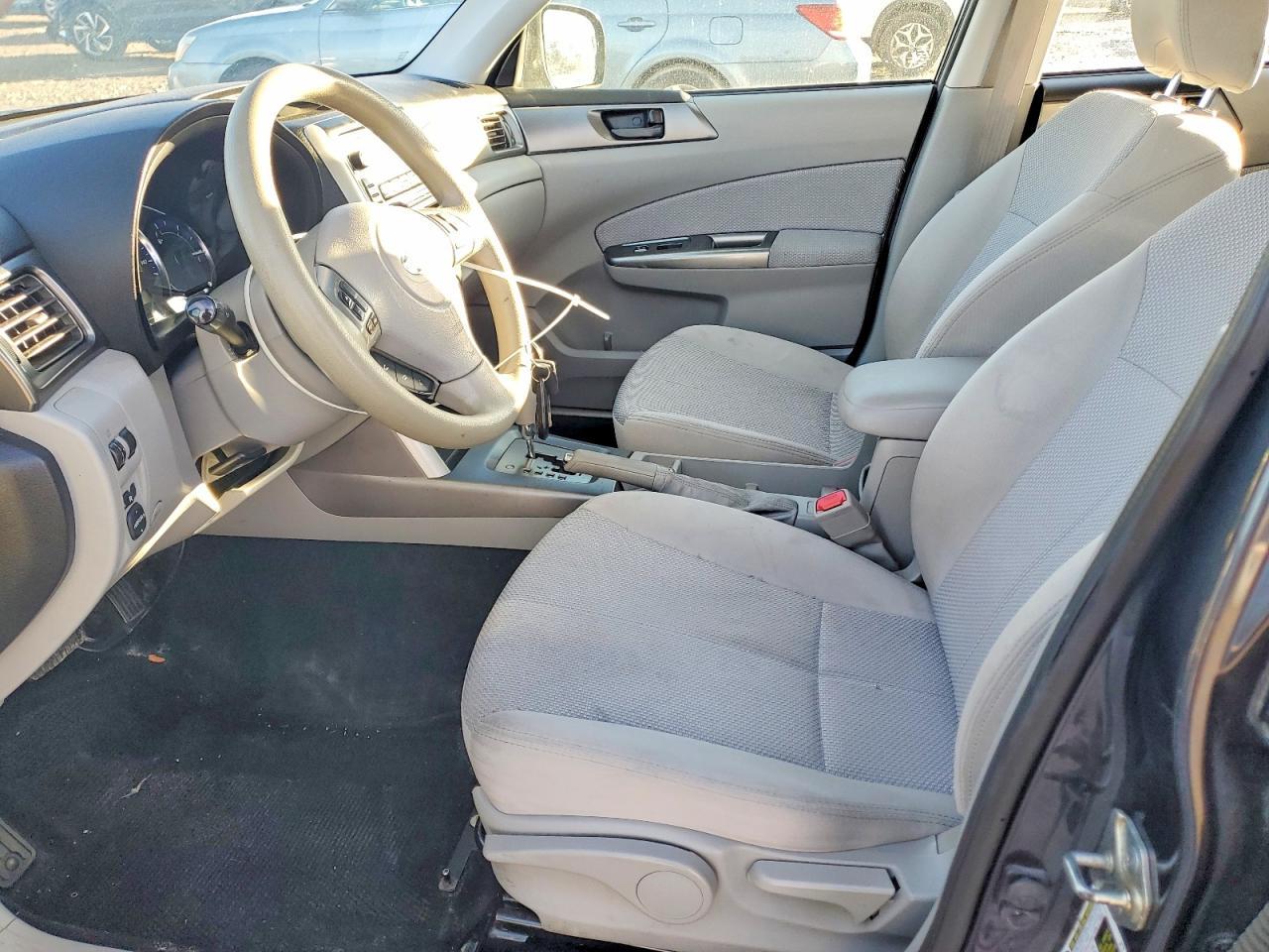 2013 Subaru Forester 2.5X - zdjęcie 7