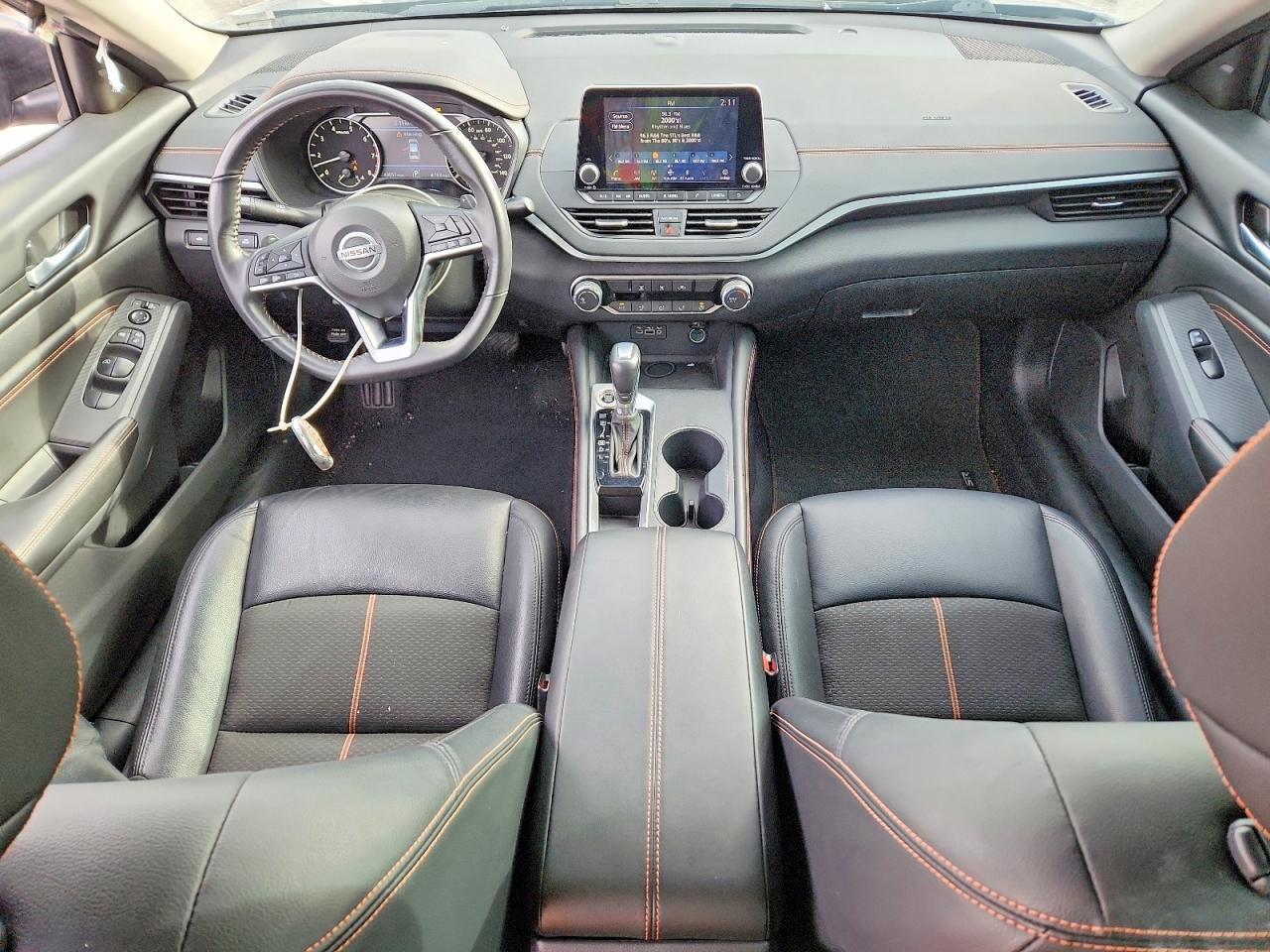 2022 Nissan Altima Sr - zdjęcie 8