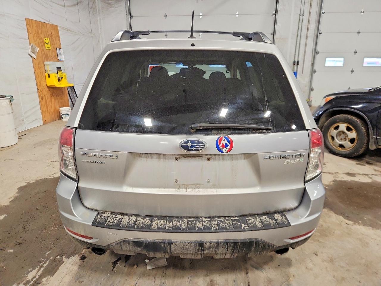 2013 Subaru Forester Limited - zdjęcie 6