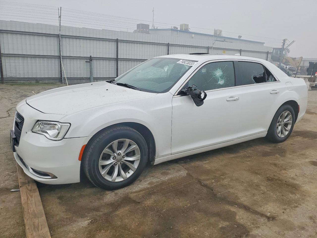 2016 Chrysler 300 Limited - zdjęcie główne