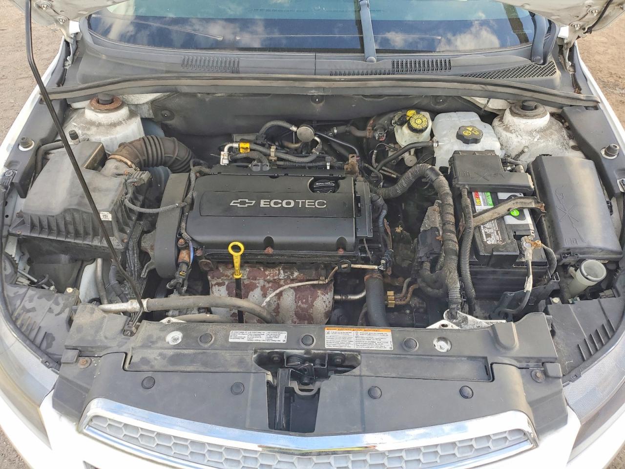 2014 Chevrolet Cruze Ls - zdjęcie 11