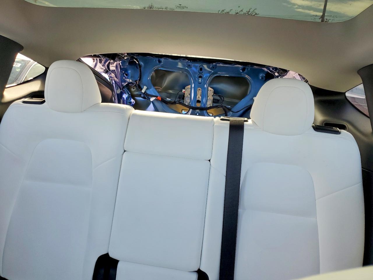 2022 Tesla Model Y - zdjęcie 10