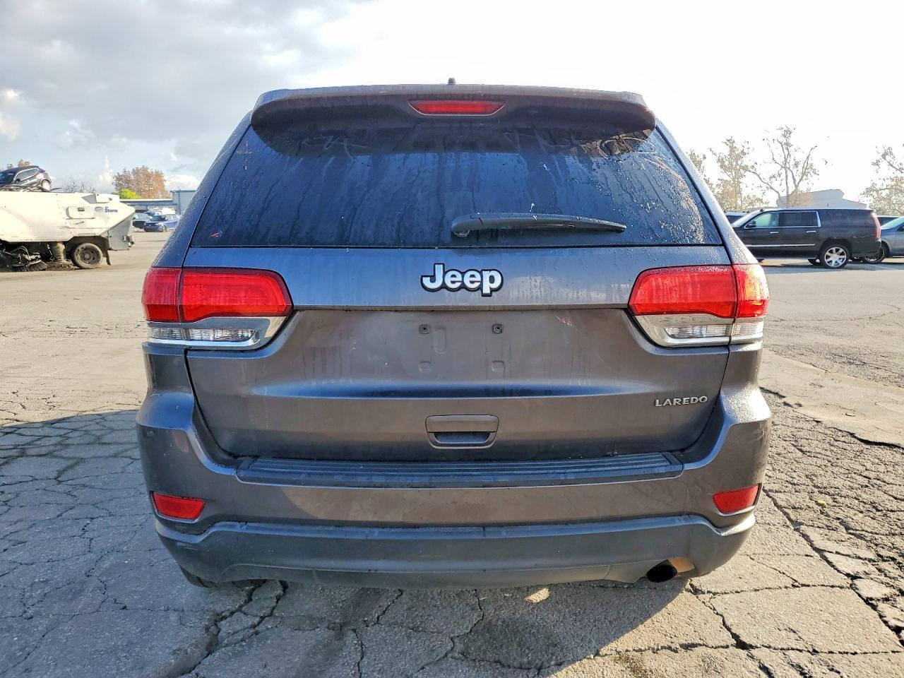 2015 Jeep Grand Cherokee Laredo - zdjęcie 6