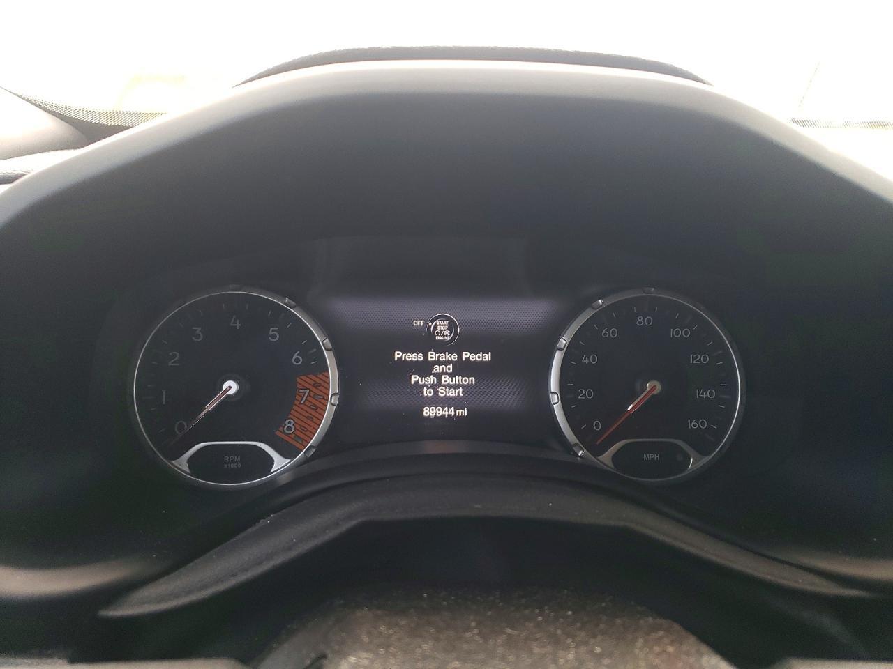 2021 Jeep Renegade Latitude - zdjęcie 9
