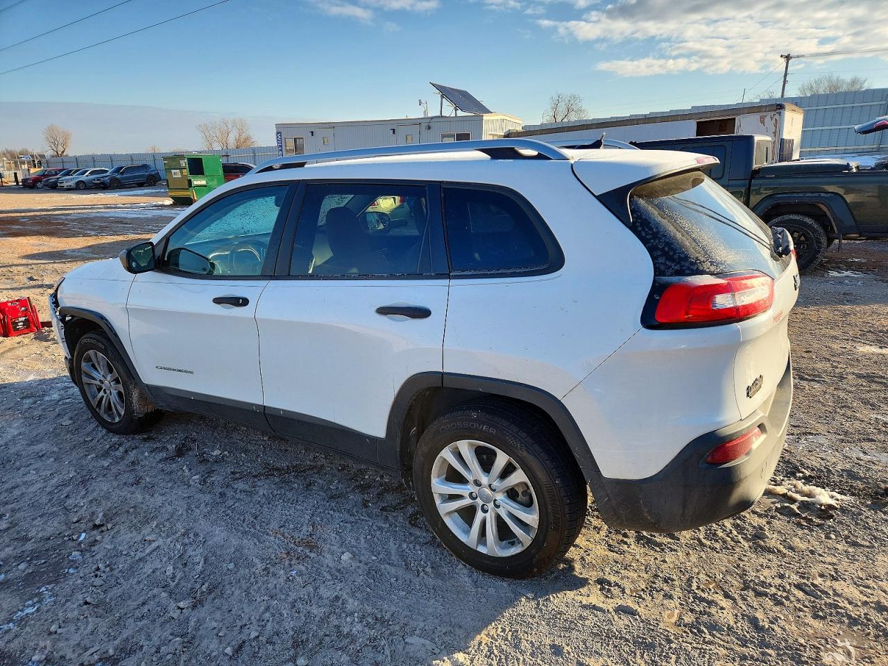 2015 Jeep Cherokee Sport - zdjęcie 2