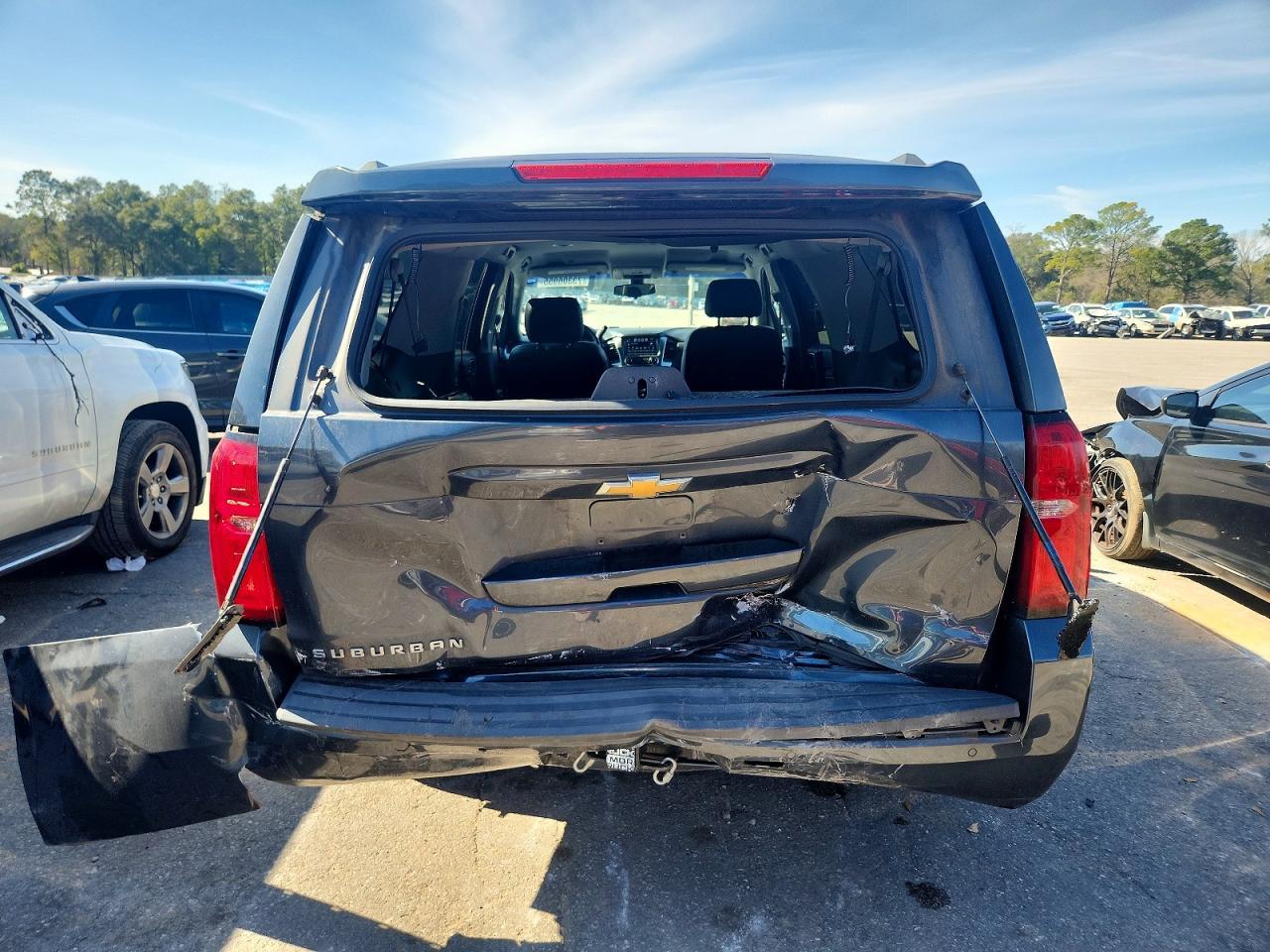 2019 Chevrolet Suburban K1500 Ls - zdjęcie 6