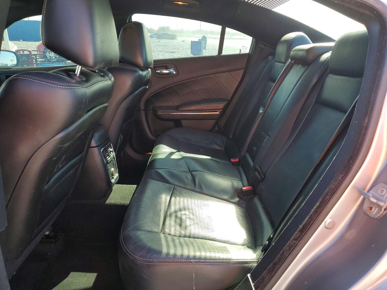 2014 Dodge Charger R/T - zdjęcie 10