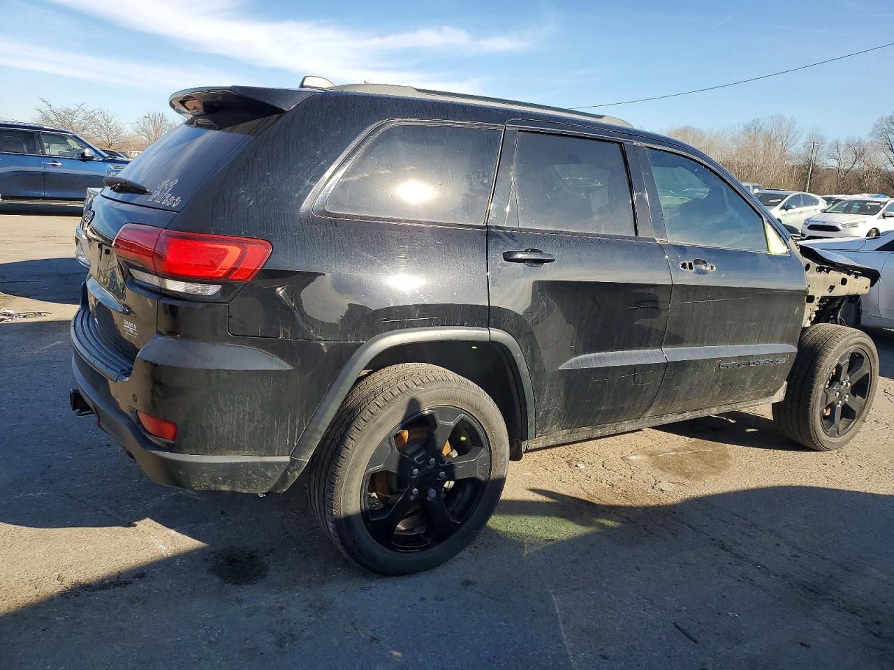 2019 Jeep Grand Cherokee Laredo - zdjęcie 3