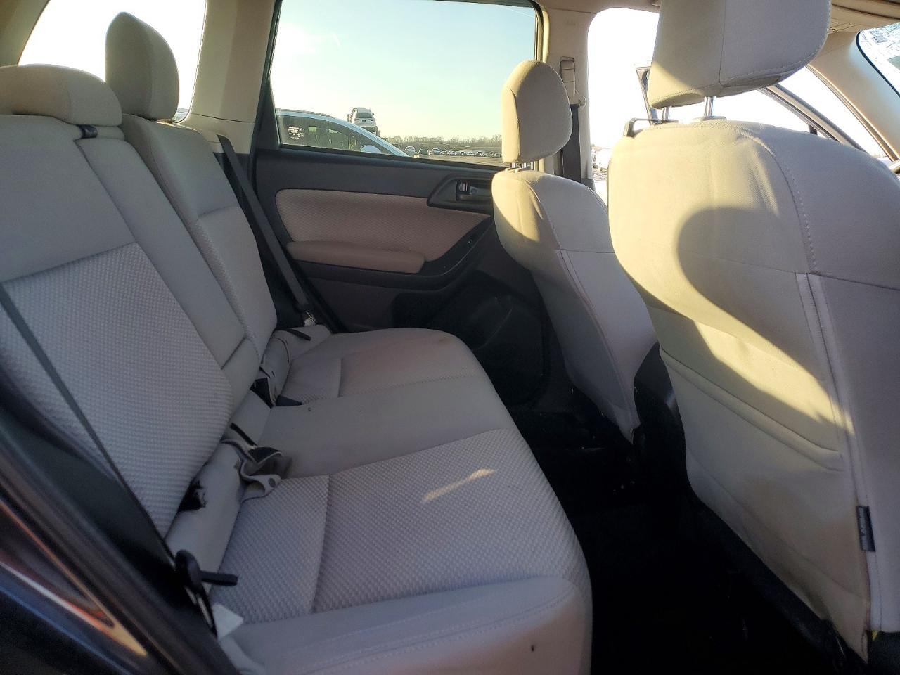 2017 Subaru Forester 2.5I Premium - zdjęcie 11