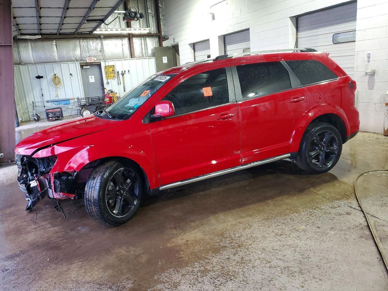 2020 Dodge Journey Crossroad - zdjęcie główne
