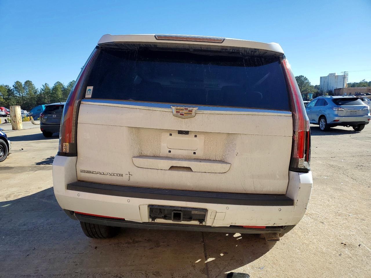 2018 Cadillac Escalade Luxury - zdjęcie 6